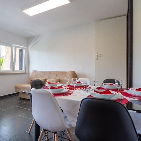 Smiljana Apartments กลิมโน ภายนอก รูปภาพ