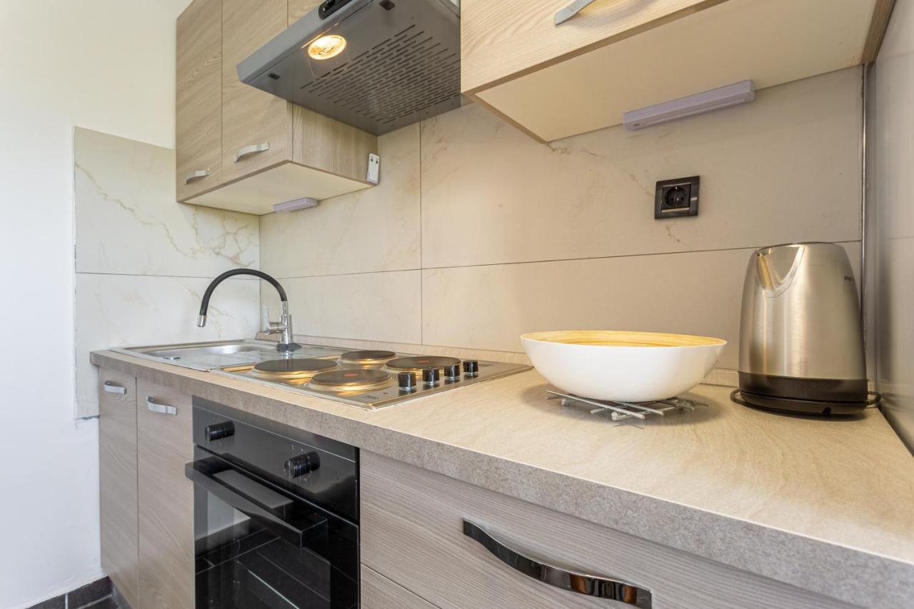 Smiljana Apartments กลิมโน ภายนอก รูปภาพ